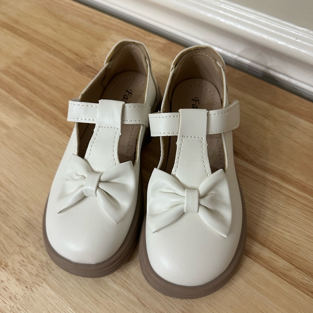 White Kids Shoes with Bow